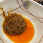 第2位　「丸亀製麺ファン歓喜」無料の薬味＆トッピングに“わかめ”と“しび辛ラー油”が仲間入り！定番うどんと相性最高な組み合わせを早速楽しんでみた
