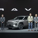 第3位　「トヨタの新型RAV4が世界初公開」コア・アドベンチャー・GRスポーツの3タイプを展開…2025年度内に日本国内で正式発表へ！