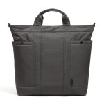 アントラック「ホリデートートM」￥27,500／W47×H37×D13㎝