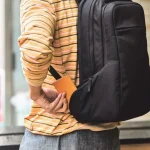第1位　「このリュック、タイパ最強」秒で荷物にアクセスできる！“人間工学に基づいたデザイン設計”インケースの優秀バックパックを徹底解説