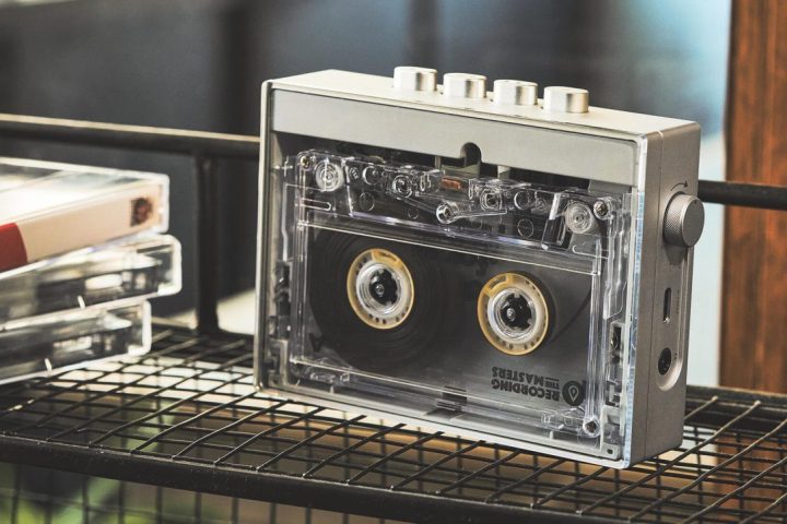 「懐かしのカセットテープを再び」往年の名ブランドから音質特化モデルまで！いまだ現役の“注目カセットプレイヤー”を徹底解説