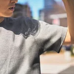 第2位　「汗ばむ夏の絶対定番が強化」グレーのTシャツでも“汗染みが目立たない”ってすごい…ナノ・ユニバースのアンチソーキッドが優秀すぎる