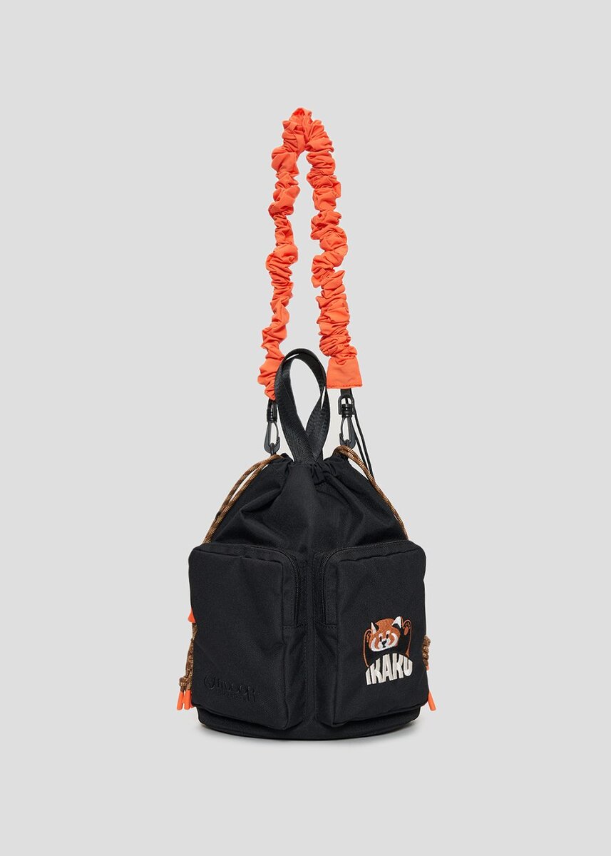 アウトドアプロダクツ×グラニフ「2WAY ミニバッグ」￥12,000／W23×H30×D16㎝