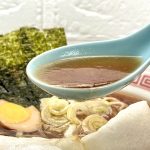 もち米の里ふうれん特産館 もちが主役のらーめん 醤油味／家系のコッテリしたのベクトルではなく、甘さも感じられる懐かしさと哀愁が感じられるスープです