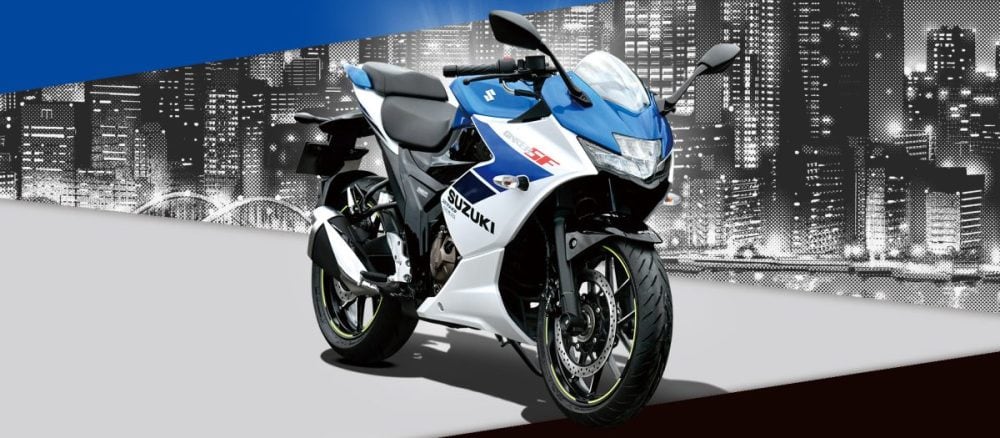 スポーティなフルカウルを備えるジクサーSF250