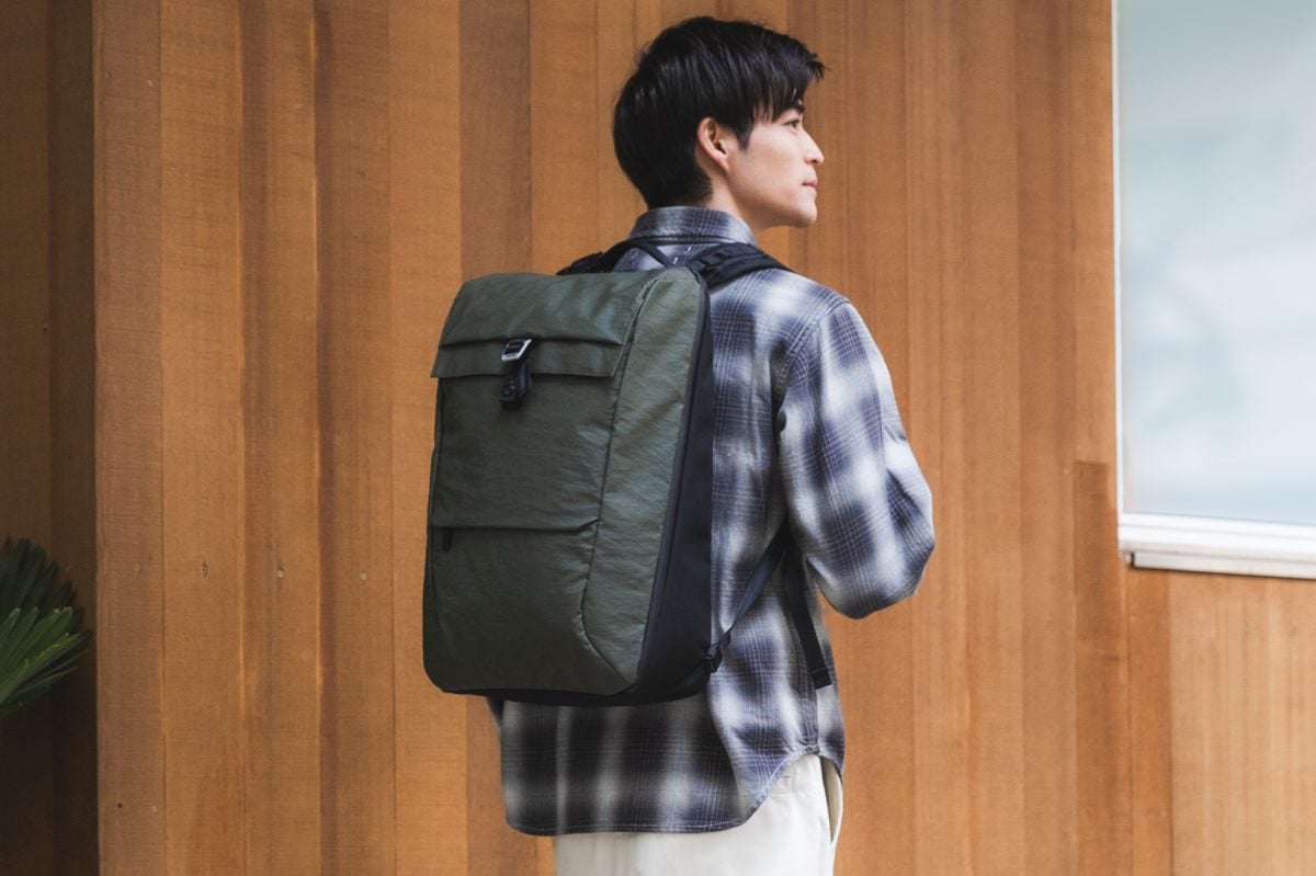 エース「ハイプロパック エアV」￥38,500／W29×H46×D17㎝