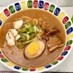 ロル 青森名物 田子にんにく味噌味／田子にんにくは甘さとマイルドなテイストなので通常の量では難しく、すりおろしとダイスカットを組み合わせスープの中にたっぷりと使用