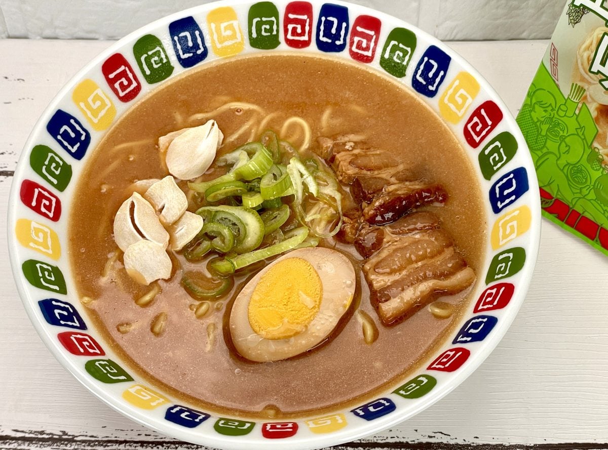 ロル
青森名物 田子にんにく味噌味／田子にんにくは甘さとマイルドなテイストなので通常の量では難しく、すりおろしとダイスカットを組み合わせスープの中にたっぷりと使用