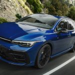 ワゴンモデルのヴァリアントに設定される「ゴルフ R ヴァリアント ブラックスタイル」