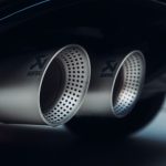 迫力あるエキゾーストサウンドを生み出す「Akrapovičチタンエキゾーストシステム」