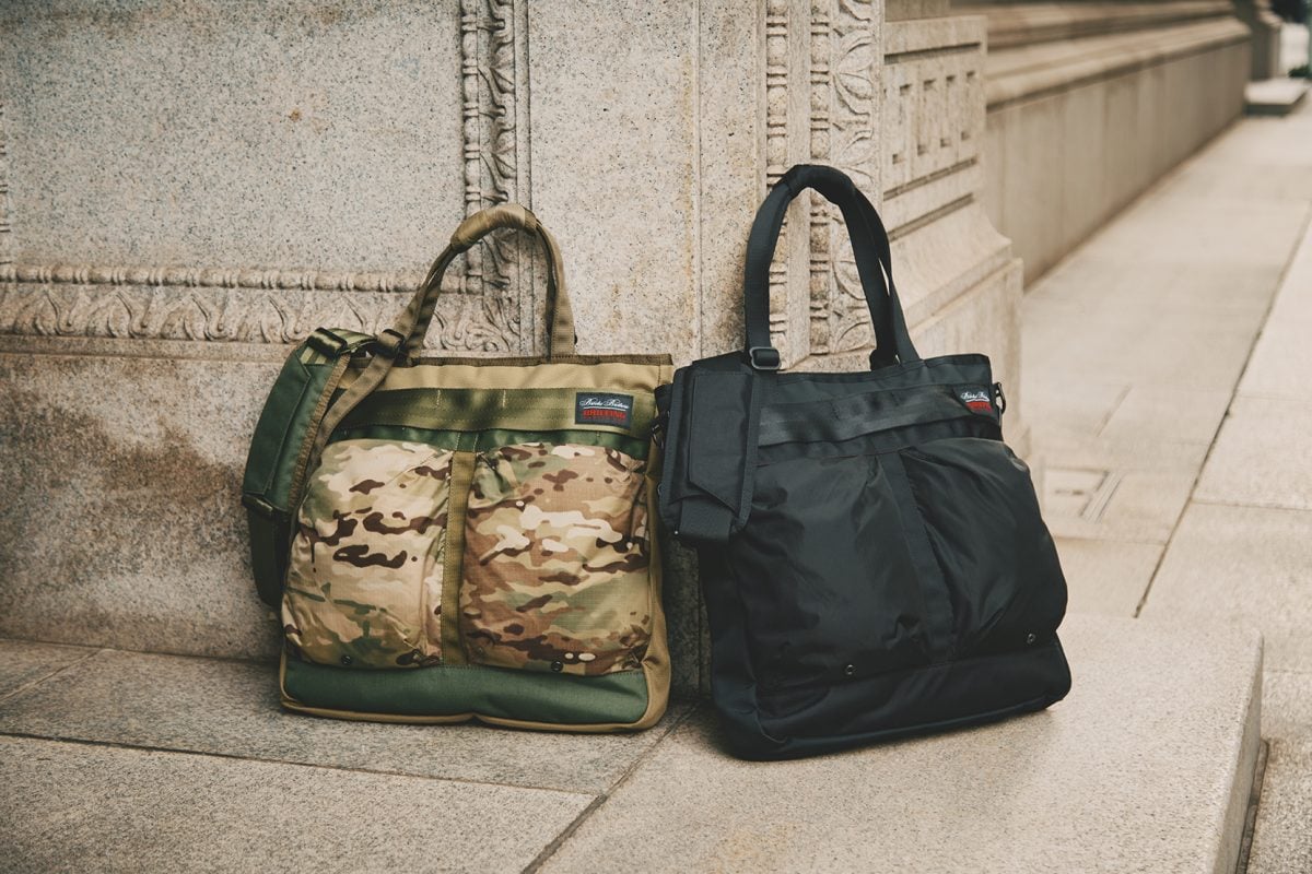 ブリーフィング「BRIEFING BB UTILITY HELMET BAG」￥110,000／W405×H415×D70㎜／14インチPCに対応／2色展開（ブラック、カーキ）