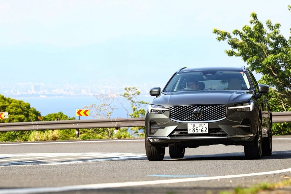 試乗したのは48VマイルドハイブリッドのウルトラB5 AWD