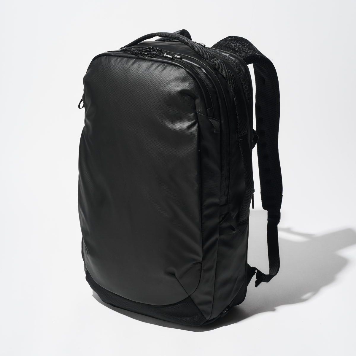 猛暑対策リュック大賞」背中ムレを解消する通気性がすごい…エース