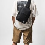 シンプルなデザインでどんな服装にもマッチ