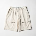 色も３色展開になっており、アウトドアにも相性の良いカラーリング