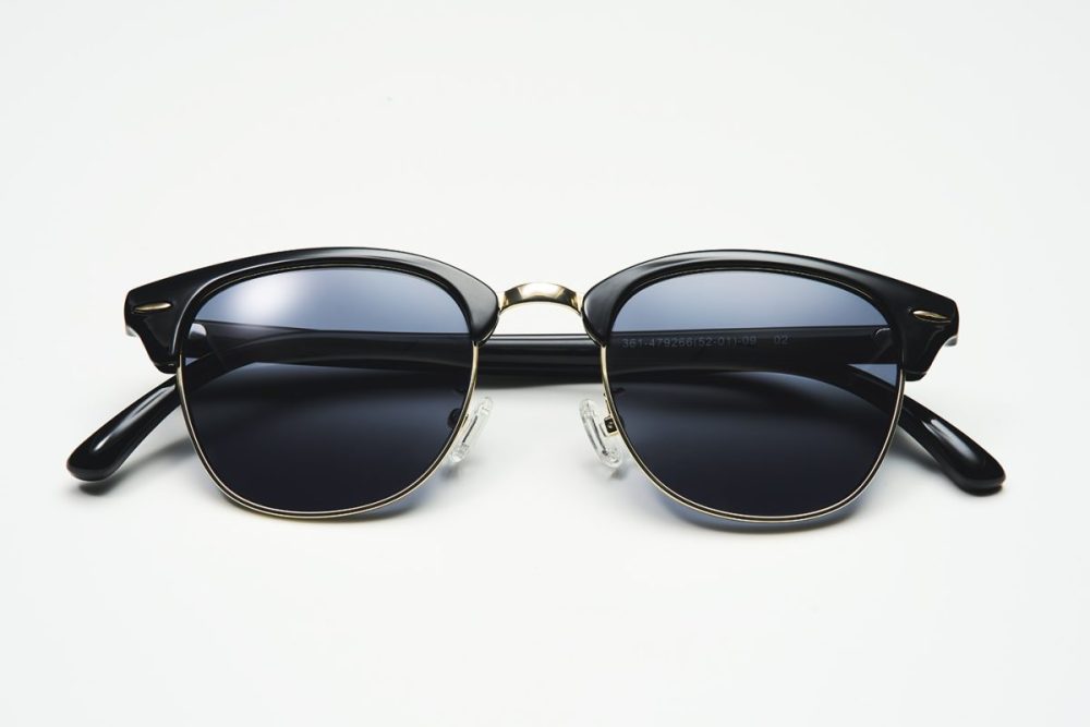 サングラスブローライン ￥1,990