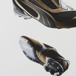 フォームストリップやジャンピングキャットロゴは流れるように一体化