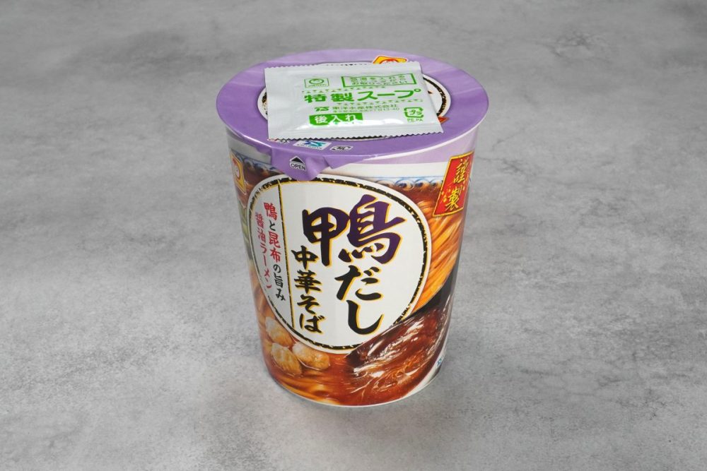 東洋水産 謹製 鴨だし中華そば