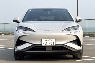 「この時代に値下げってマジ？」驚異の価格破壊バッテリーEV“BYD シーライオン７”が上出来すぎる『小沢コージの遊べるクルマ』