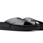 クラークス「トーフォードクロス」￥17,600／ブラック