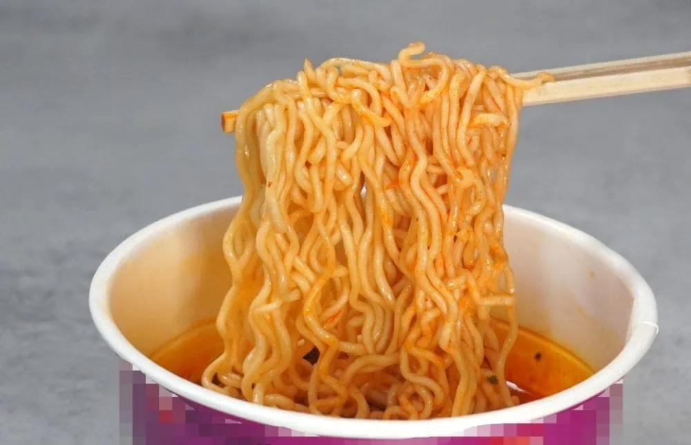 第1位　「このカップ麺、ガチで激うまだった」ベスト3杯【1位はミシュラン一つ星店主監修の最強激辛麺】