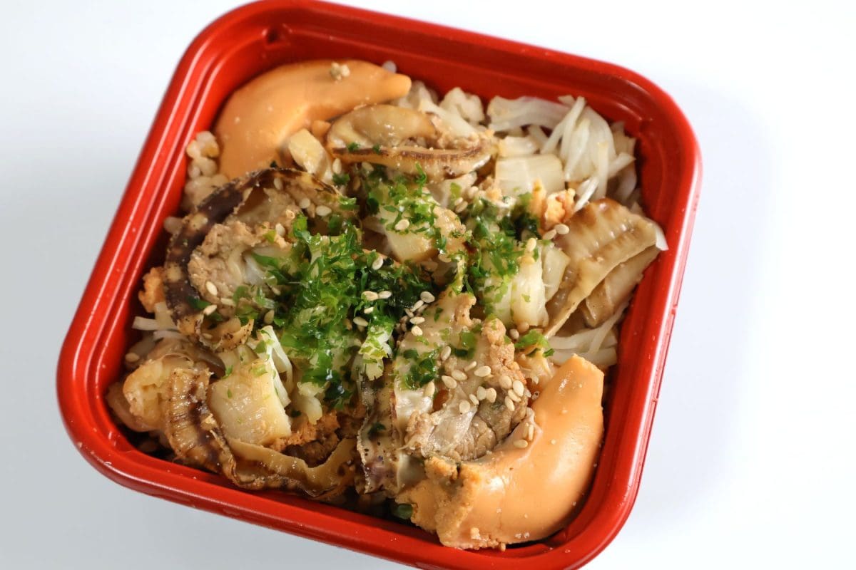 貝柱・ヒモ・肝など存分にホタテを味わえる
