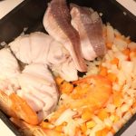 具材の一部を焼く