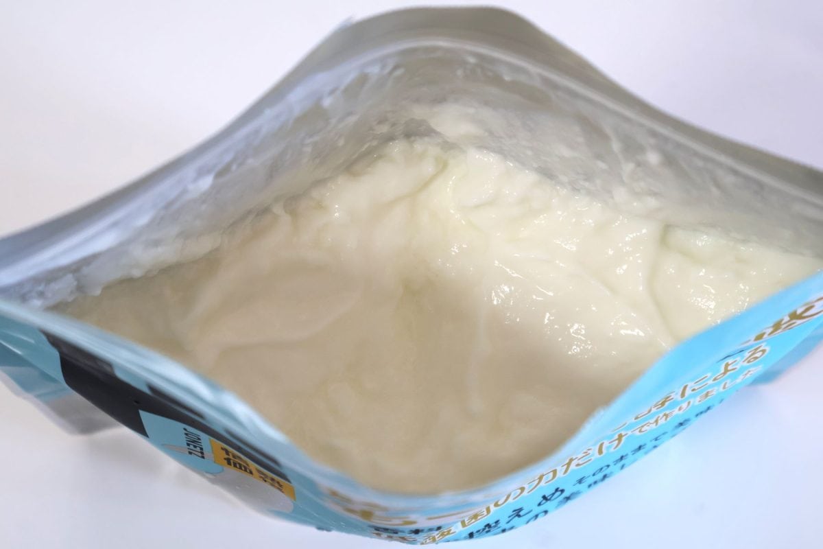 本気のヨーグルト　プレーンは比較的みずみずしい印象