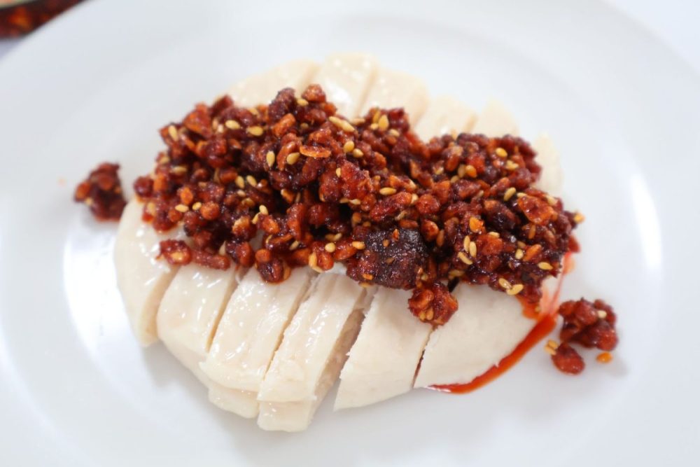 ローストサラダチキンにかけるとたんぱくな味がご馳走に