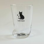 ねこ足グラス