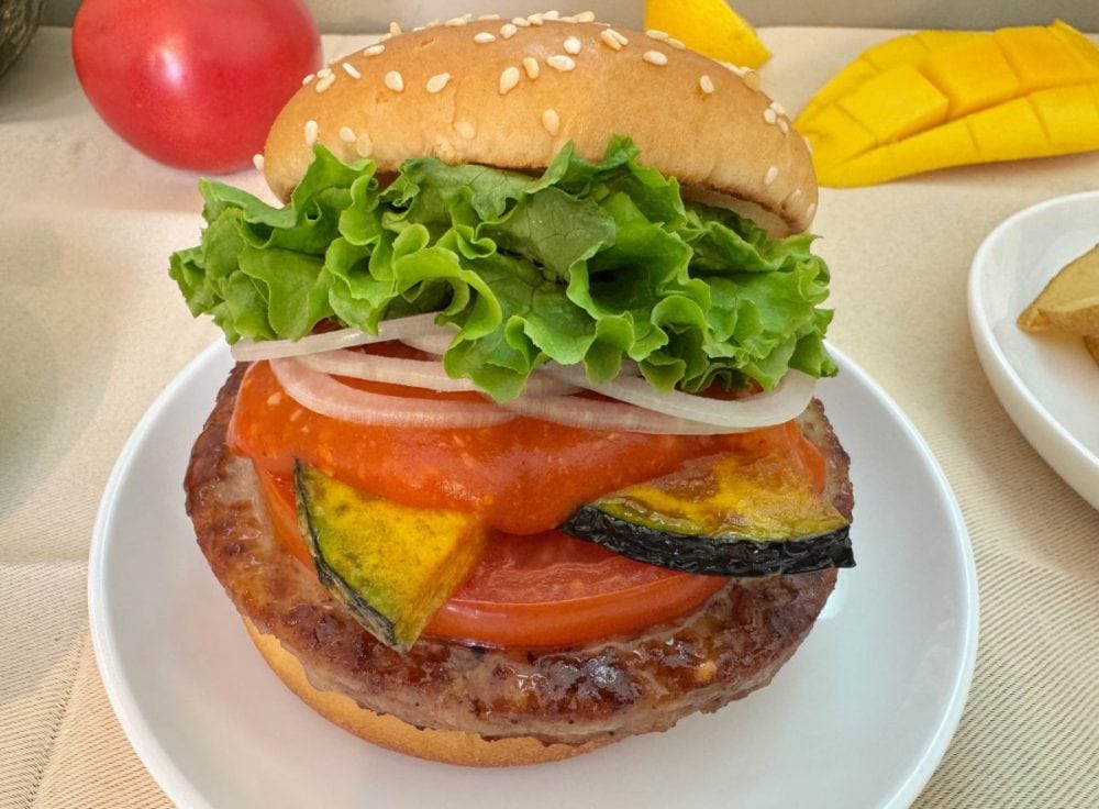 国産夏野菜のチリトマトクラシックバーガー