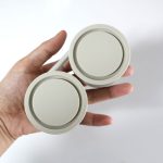 本体はかなり小さく重さも180gと軽い