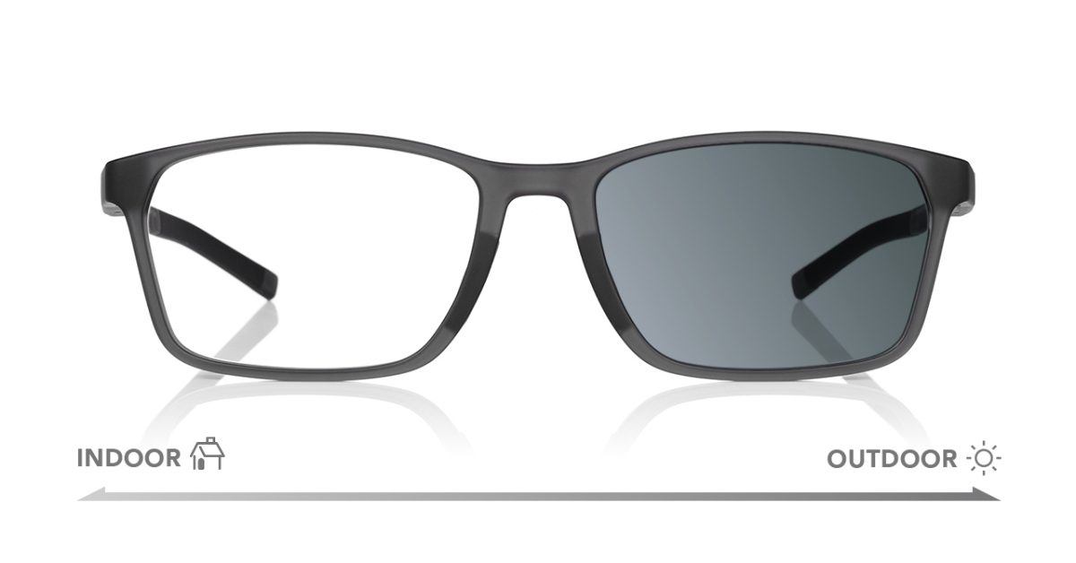 OWNDAYS 度付き調光レンズサングラスメガネ ケース付き OWNDAYSと