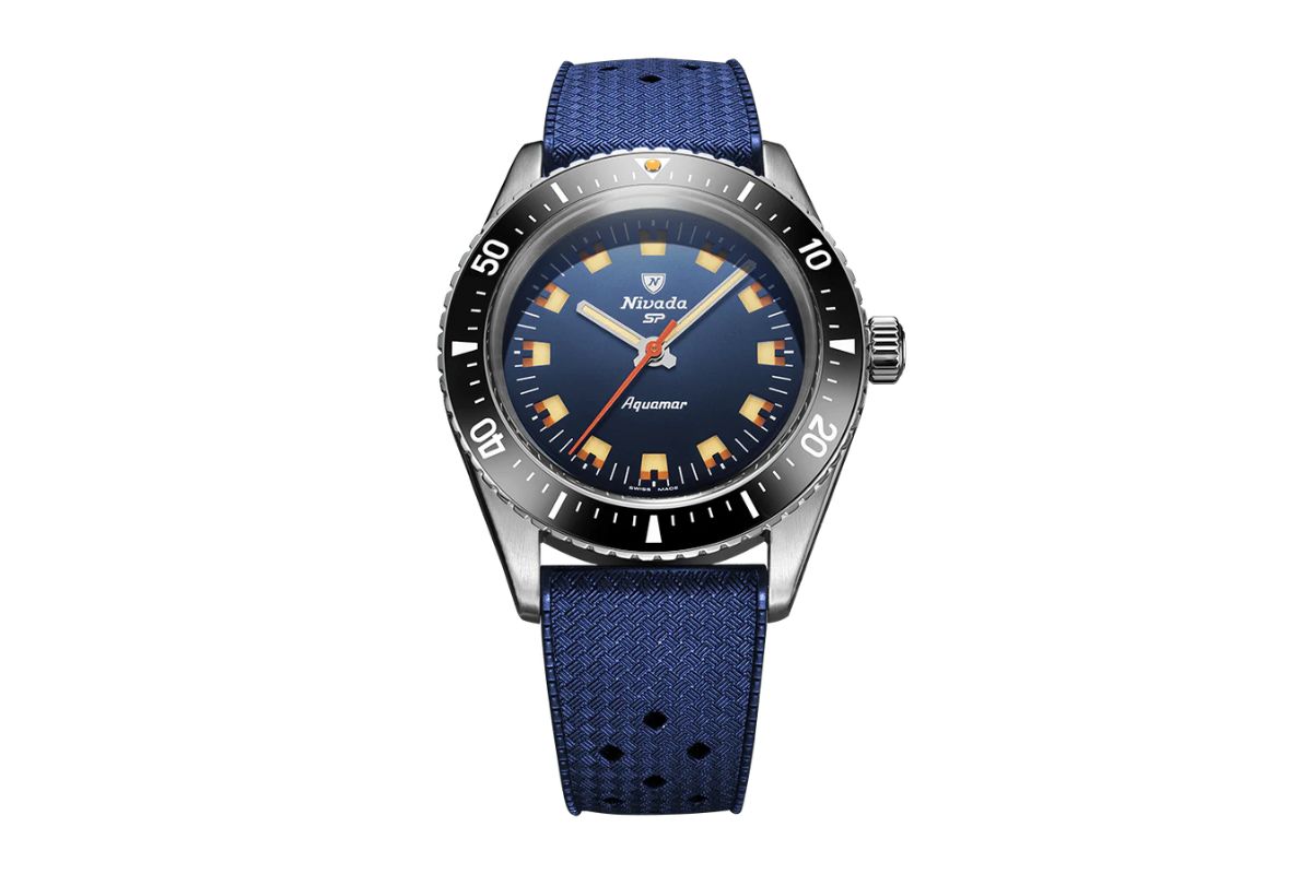 ニバダ・グレンヒェン「アクアマー」￥192,500／自動巻／38㎜径／パワーリザーブ約38時間／20気圧防水／3色展開（ジーンブルー、グラファイトブラック、ストーングレー）