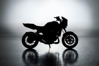 「一体どんなバイクなの？」“ホンダ CBの次世代コンセプトモデル”が鈴鹿8耐の会場で世界初公開！いよいよ市販化に近づいた!?