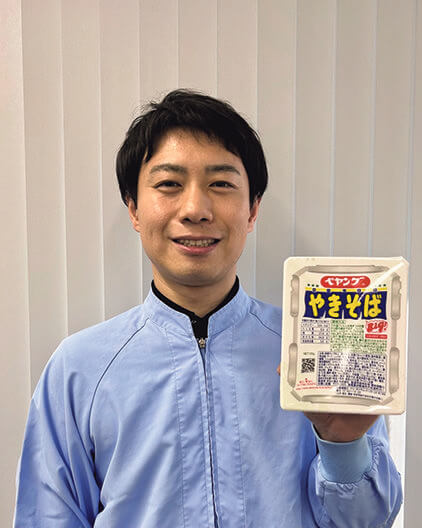 株式会社ペヤングホールディングス製品開発・広報・人事担当／小島裕太さん