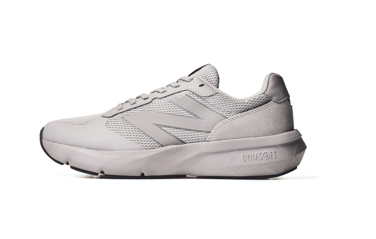 ニューバランス Dynasoft 800 v1 ￥9,900