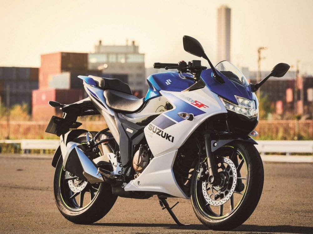 スズキ　ジクサーSF250