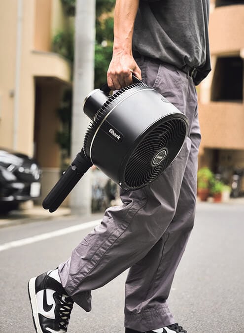 簡単に持ち運べて……