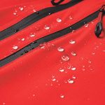 表面は防水だけでなく高撥水性も付与