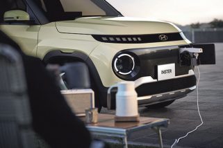 「新車高騰時代にBEVが300万円切り!?」高級車顔負けの上質感！“コンパクトBEV部門大賞”はクオリティで他を圧倒するヒョンデの話題モデルに決定！【神コスパカー大賞】
