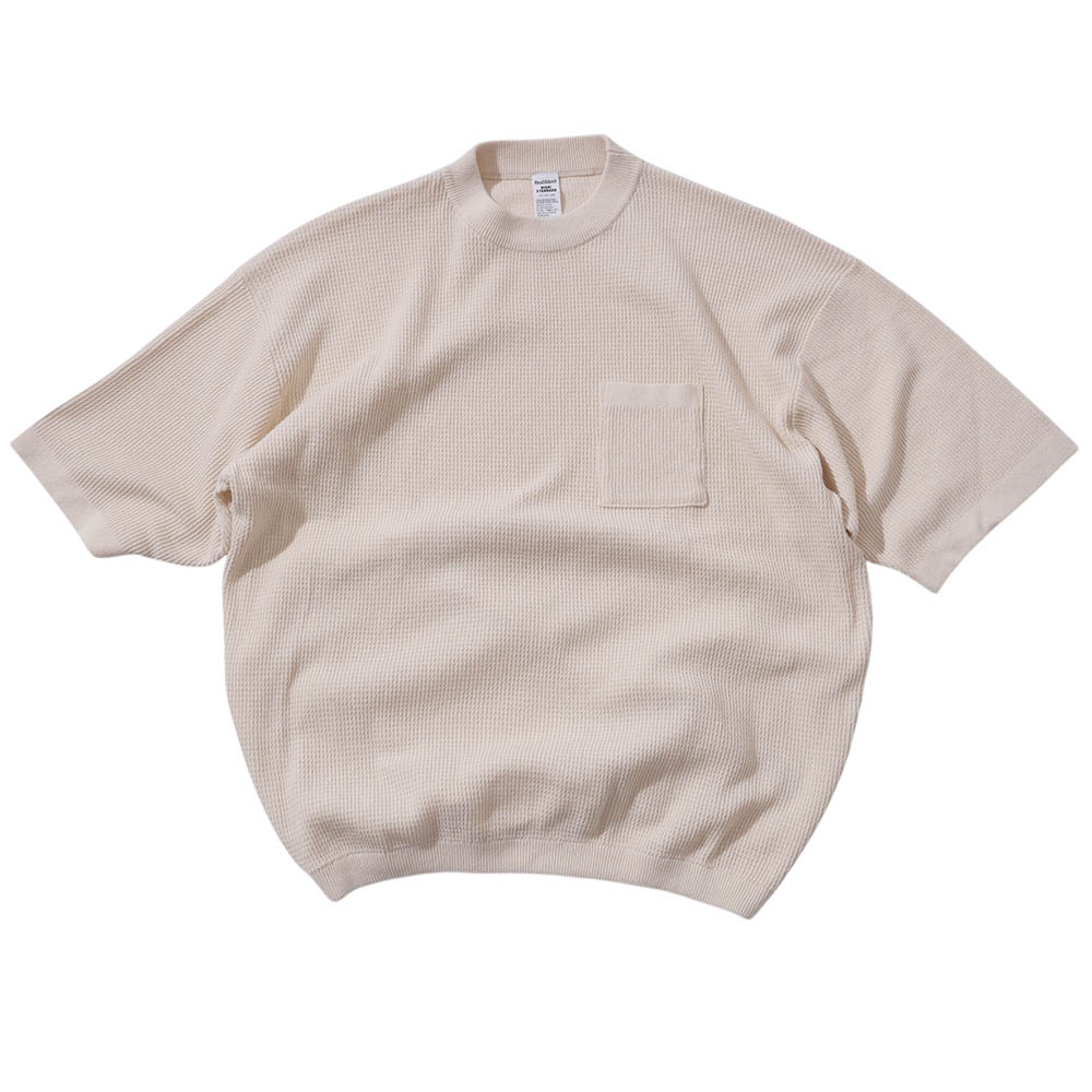 ヘルスニット「コットンニット クルーポケット」￥13,200／アイボリー