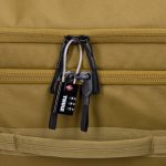 複数のジッパーや荷物に対応するフレキシブルなロック方式
