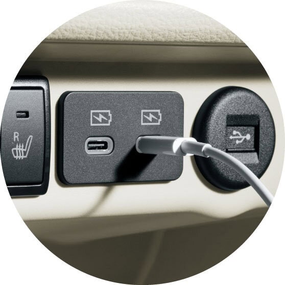 急速充電に対応したUSB電源ソケット［Type-C］をスズキ国内初採用