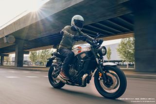 「ネオレトロ＆カジュアルで人気のバイク」ヤマハのミドルクラス“XSR700 ABS”にニューカラーが登場！