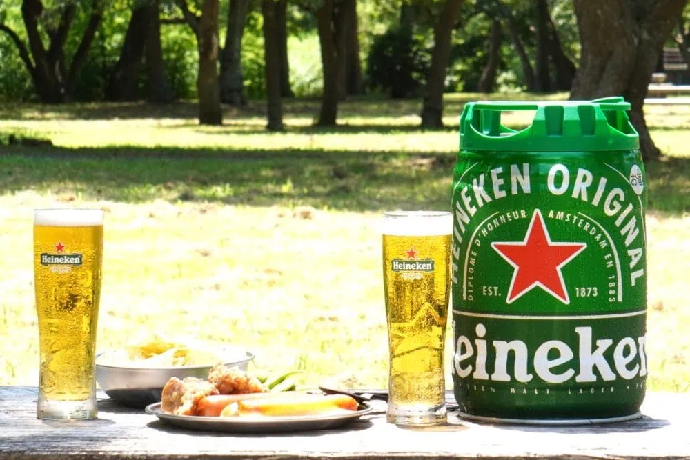第1位　「これが至高のビール体験…！」BBQも家飲みも最高に盛り上がる！キンキンに冷えた“ハイネケン樽”がこの夏旨すぎてヤバい