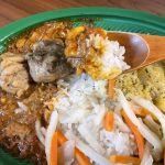 成城石井自家製 混ぜて食べる！スリランカ風チキンとジャガイモのあいがけカレー