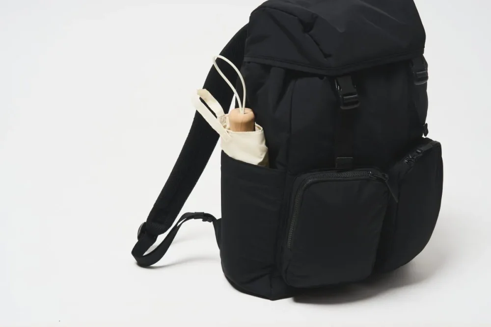 第1位　「ユニクロ 究極の高見えバッグ」これがU5000円は神コスパすぎ！夏に大活躍“新作リュック”の実力をスタイリストが徹底解説