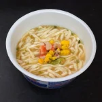 第2位　「このカップ焼きそば、マジでうまい」カップ麺好きライターがその進化に驚いた“日清の夏のシーフードトリオ”【1位は贅沢な海鮮麺料理のようですごい】