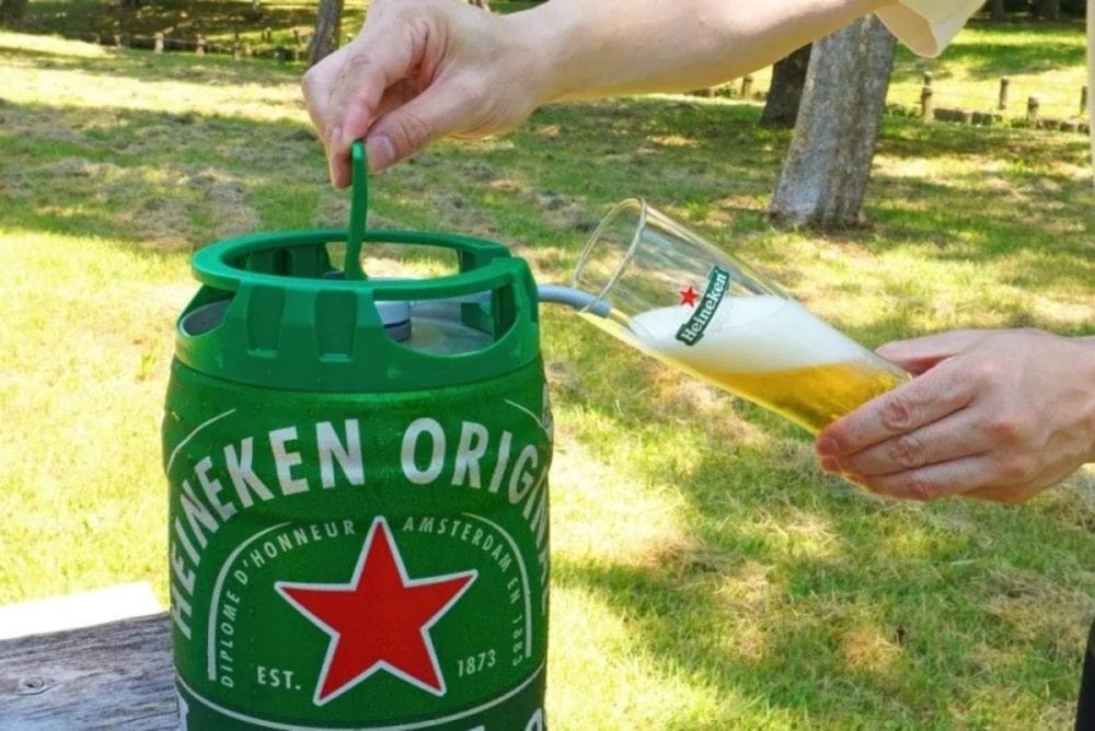 第1位　「これが至高のビール体験…！」BBQも家飲みも最高に盛り上がる！キンキンに冷えた“ハイネケン樽”がこの夏旨すぎてヤバい